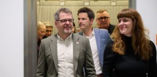 Rot-grün-rote Sondierungen gehen in Berlin weiter Aus den sogenannten Vorgesprächen von Linke, Grünen und SPD in Berlin sind Sondierungen zur Regierungsbildung geworden. (Archivbild)