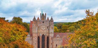Kloster Chorin geht 2028 in Landesstiftung über Das Kloster Chorin geht 2028 in eine Landesstiftung über. (Archivbild)
