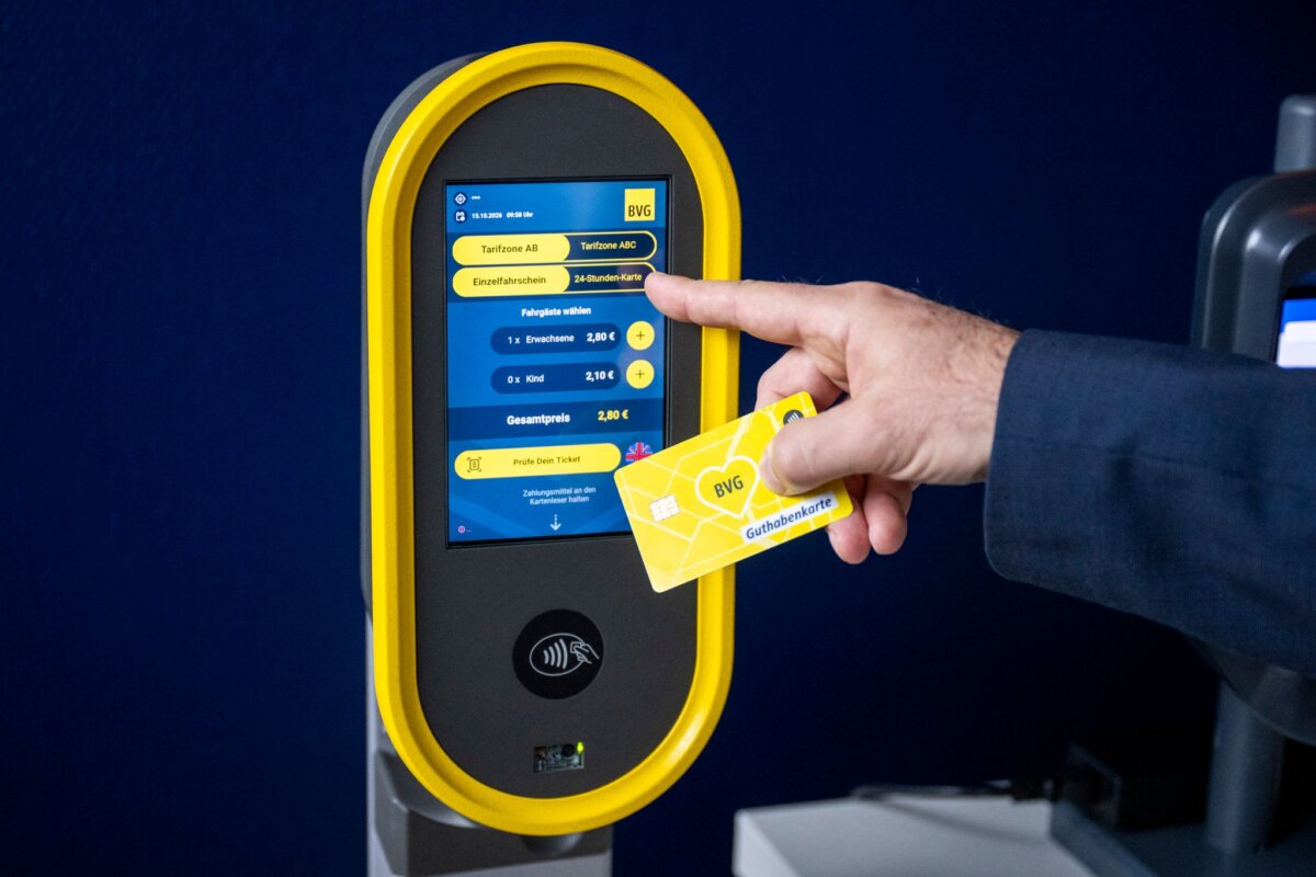 Neue Ticketautomaten bei der BVG Das Ticket-Angebot auf den kleinen Geräten soll begrenzt sein.