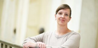 Konflikt um AfD im neuen Berliner Abgeordnetenhaus Die Linke-Politikerin Hendrikje Klein soll Präsidentin des Berliner Abgeordnetenhauses werden. (Archivbild)